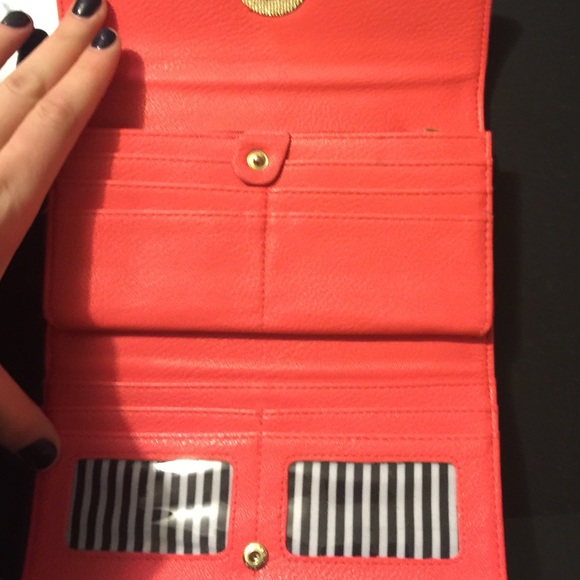 Wallet - Picture 2 of 2