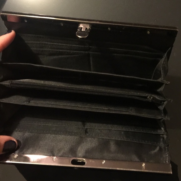 Wallet - Picture 2 of 2