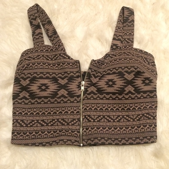 Bandeau with straps