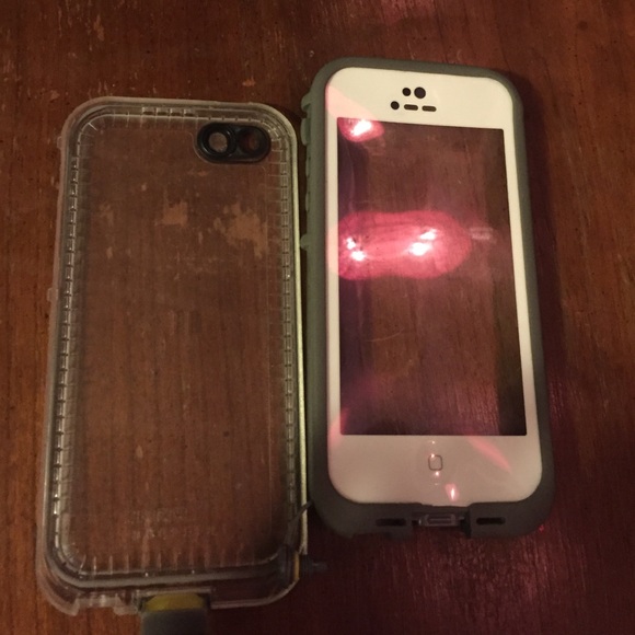 iPhone 5C Lifeproof case