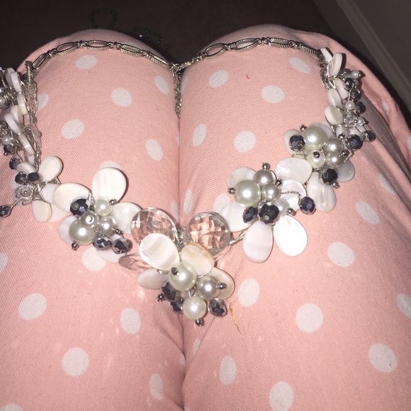 Statement necklace