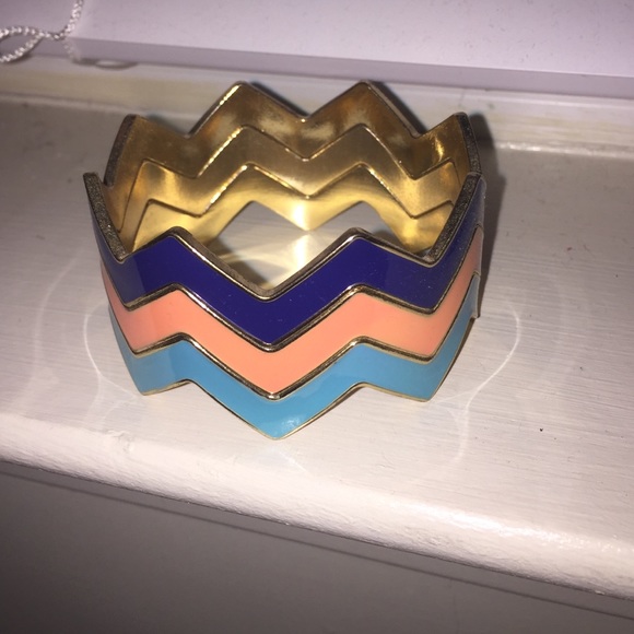 Multicolor bangles