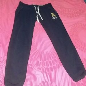 Abercrombie & Fitch sweats