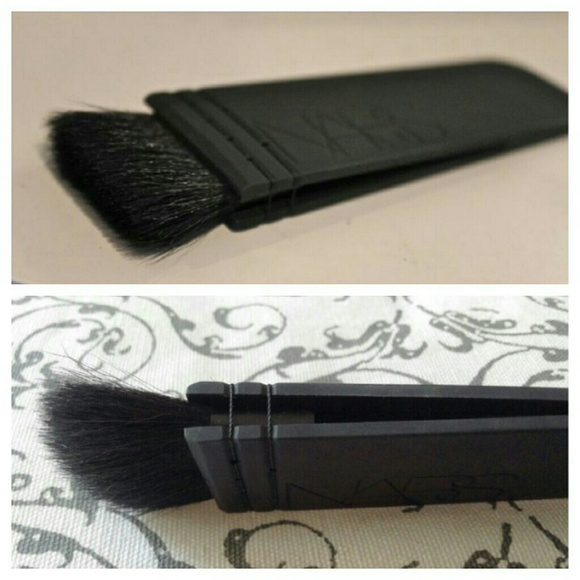 ⚠SOLD⚠ Nars Flat Kabuki Brush - Picture 3 of 4