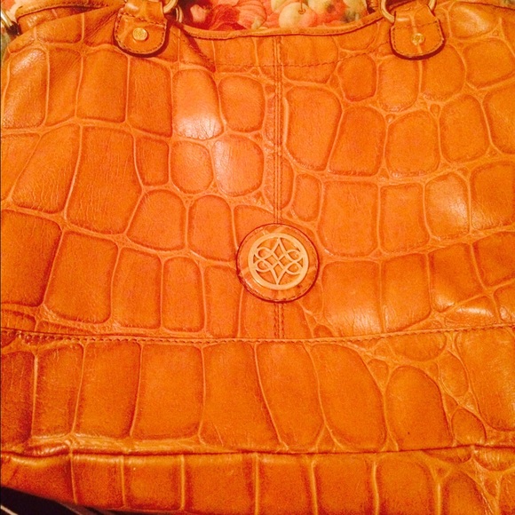 Antonio Melani beige purse asking for 40$