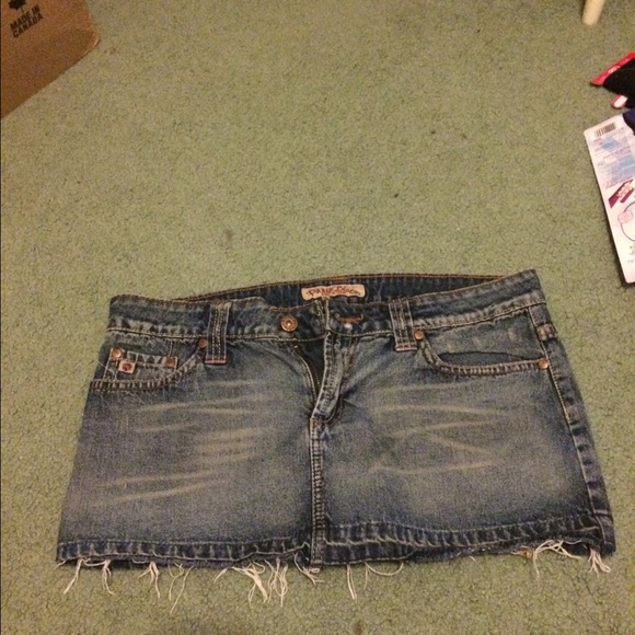 Light jean skirt