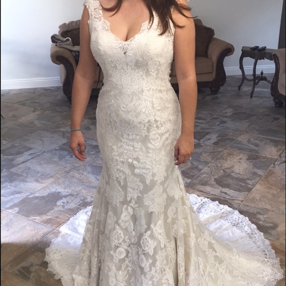 Ivory wedding dress - Picture 4 of 4