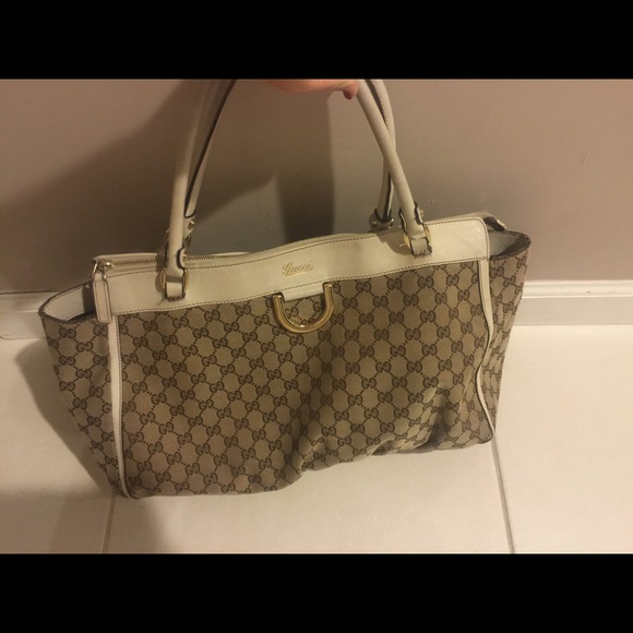 Big authentic Gucci bag ( one strap needs fixing)