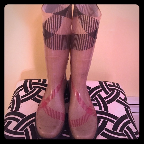 Burberry Shoes - Burberry Rainboots