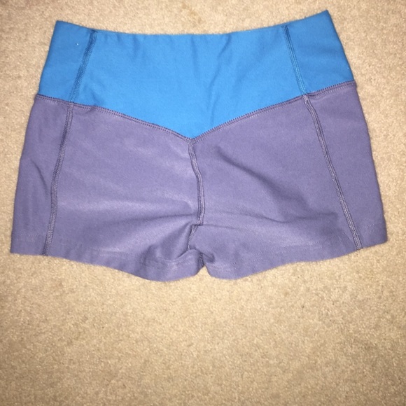 spandex. - Picture 2 of 2