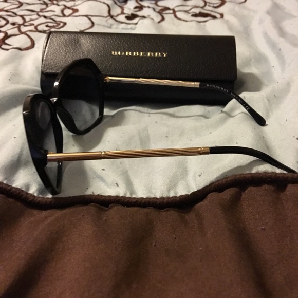 Burberry sunglasses