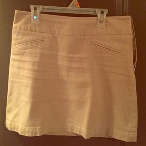 Gap khaki skirt