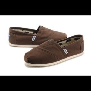 Brown Shoes: TOMS