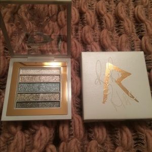 MAC RiRi Veluxe pearlfusion Shadow Palette