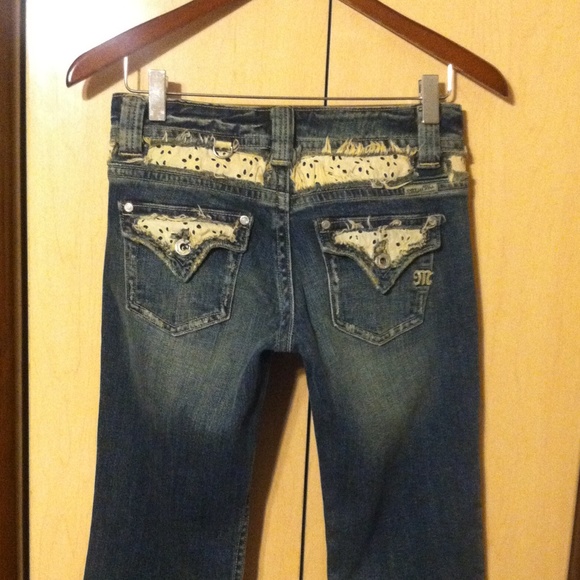 Miss Me Jeans - Picture 4 of 5