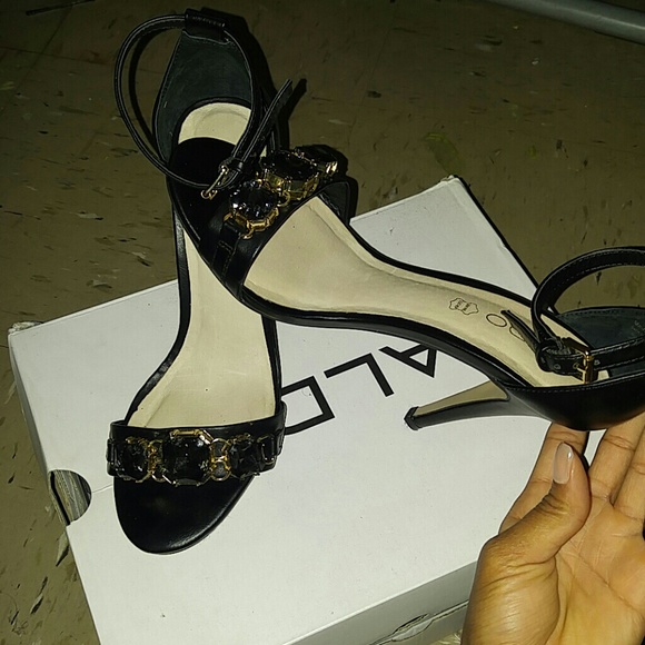 Open toe aldo shoes