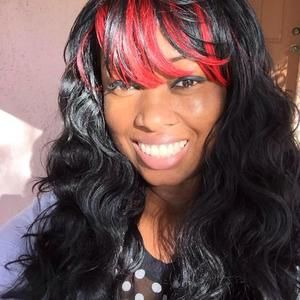 Meet your Posher, Dominique