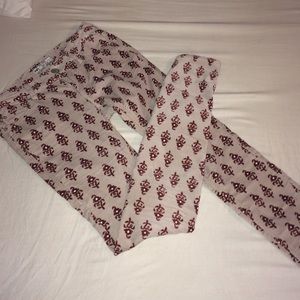 Never worn unique design skinny jeans