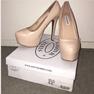 NWT Steve Madden Dayla Platform Pumps