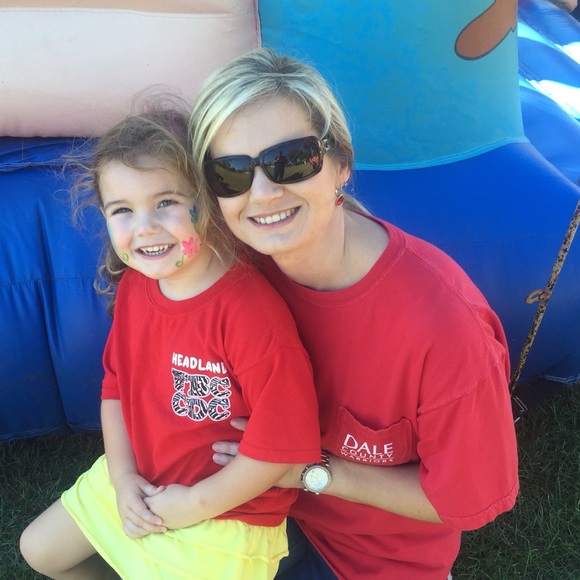 Meet your Posher, Abby - Picture 1 of 1