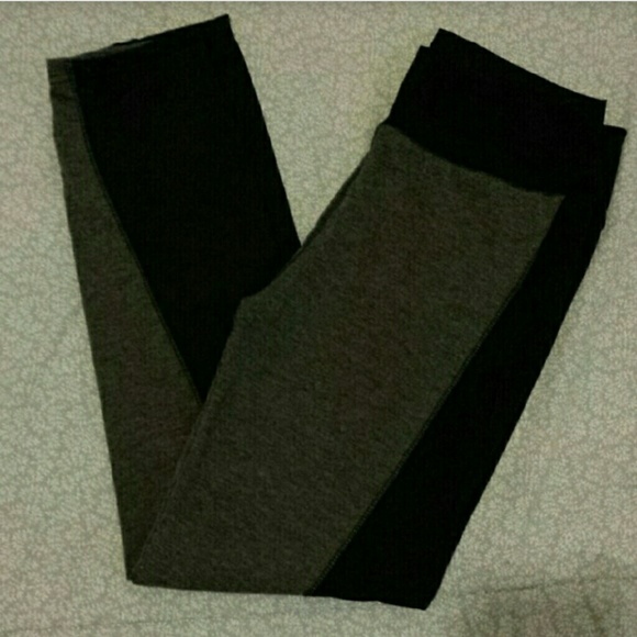 Grey & Black Color Block Yoga Style Leggings. - Picture 3 of 4