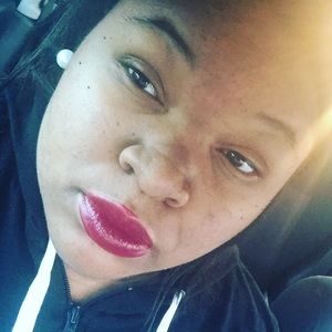 Meet your Posher, Karrie