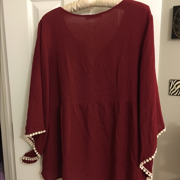 Flowy top bought at Francesca's! - Picture 3 of 4