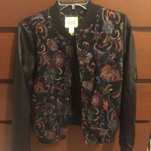 Floral/ (fake) leather bomber jacket