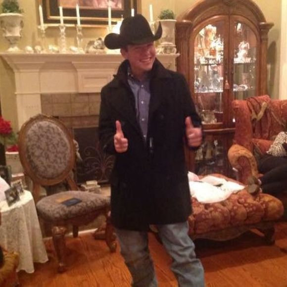 Meet your Posher, Dustin - Picture 1 of 1