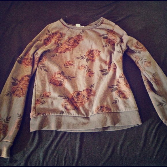 Vans Gray Flower Sweater 🌹