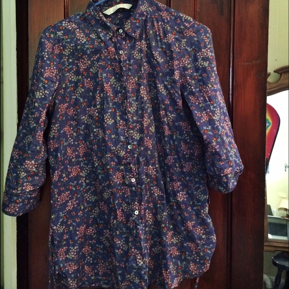 Cute Blue Mini Flower Blouse - Picture 1 of 1