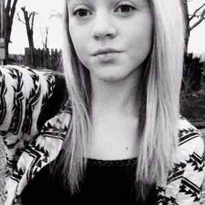 Meet your Posher, Carissa