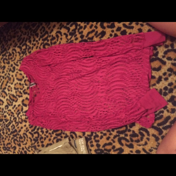 size small BKE long sleeve