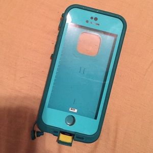 Teal iPhone 5/5s life proof case