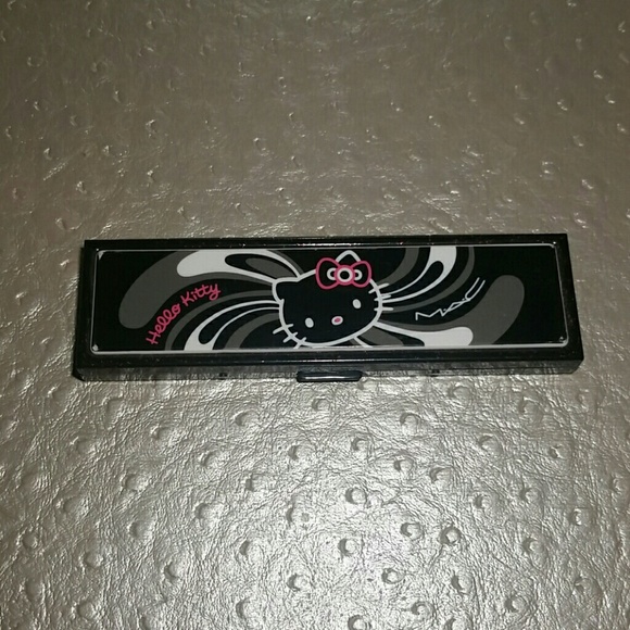 Limited edition MAC palette