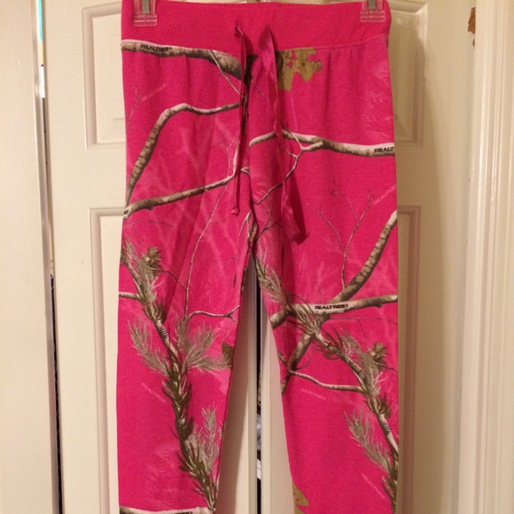 Magellan Outdoor Thermal Leggings