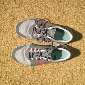 ✨Price drop!!!! ✨Nike runners