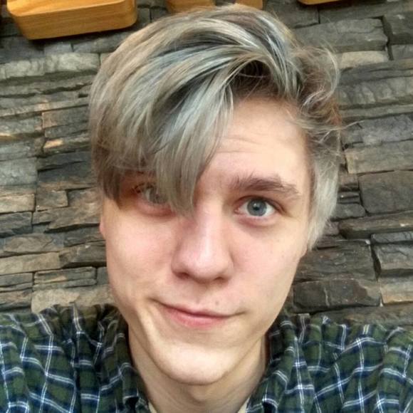 Meet your Posher, Dylan - Picture 1 of 1