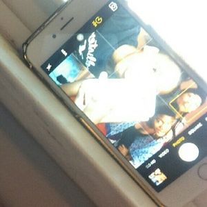 Meet your Posher, Rae