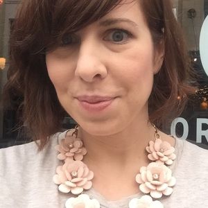 Meet your Posher, Charlotte