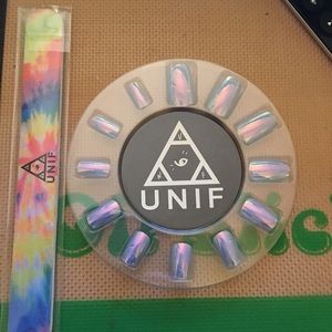 UNIF CHROMA NAILS BLUE