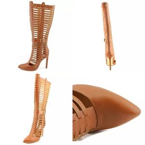 ‼️CLOSET CLEANOUT FINAL SALE‼️ Cutout Boot SZ 7.5