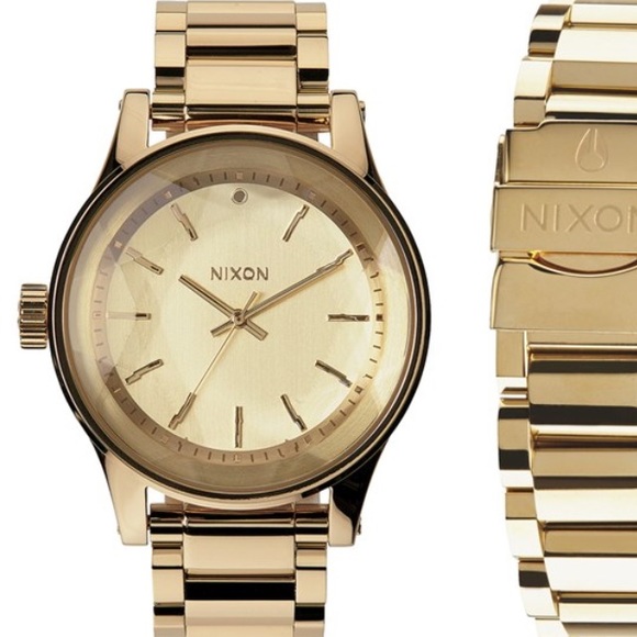 facet Nixon watch