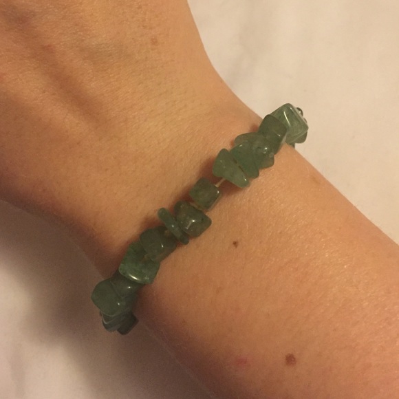 Elastic Jade Bracelet