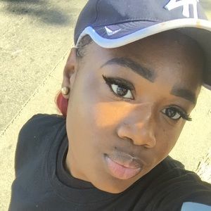 Meet your Posher, Natasha