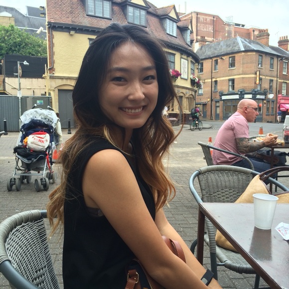 Meet your posher - Picture 2 of 2