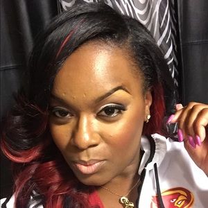 Meet your Posher, Myra