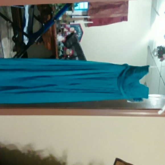 Beautiful brand NEW with tags blue David bridal - Picture 3 of 4