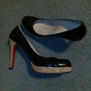 Christian Louboutin 4 1/2 " heel