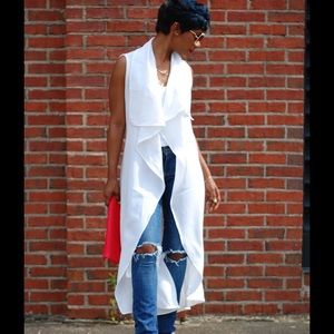 Sleeveless long cardigan